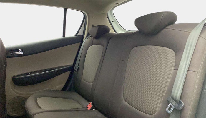 2013 Hyundai i20 SPORTZ 1.2, Petrol, Manual, 41,017 km, Right Side Rear Door Cabin