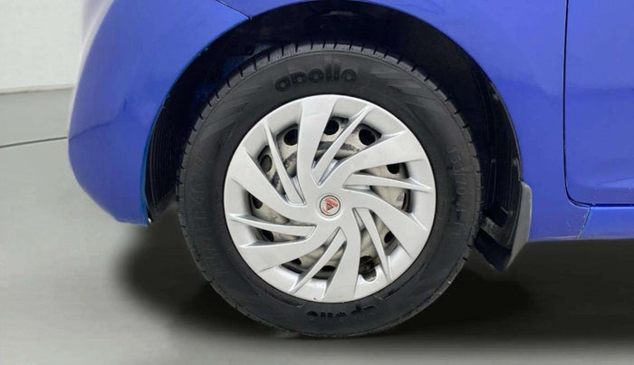 2018 Hyundai Eon ERA +, Petrol, Manual, 58,074 km, Left Front Wheel