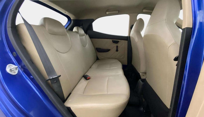 2018 Hyundai Eon ERA +, Petrol, Manual, 58,074 km, Right Side Rear Door Cabin