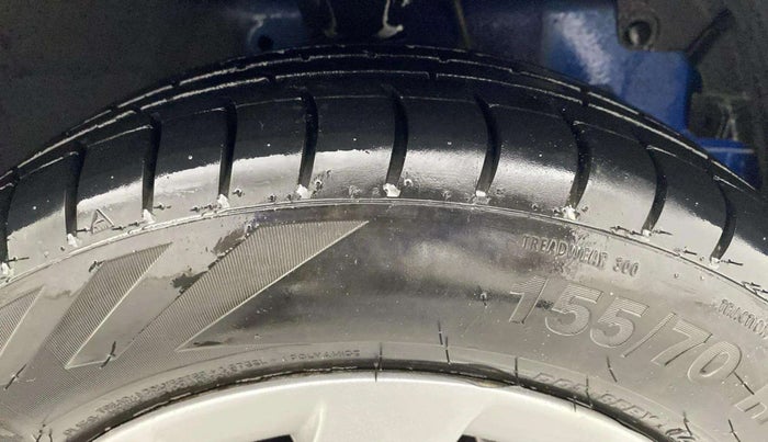 2018 Hyundai Eon ERA +, Petrol, Manual, 58,074 km, Left Front Tyre Tread