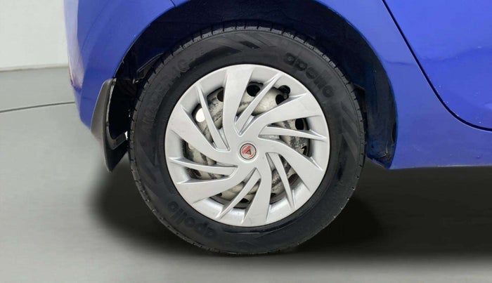 2018 Hyundai Eon ERA +, Petrol, Manual, 58,074 km, Right Rear Wheel