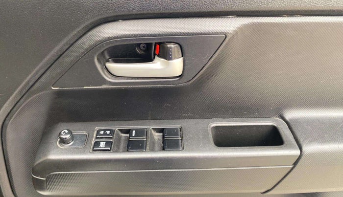2019 Maruti New Wagon-R VXI 1.0 AMT, Petrol, Automatic, 11,600 km, Driver Side Door Panels Control