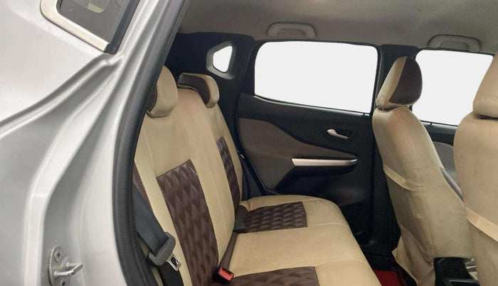 2022 Nissan MAGNITE XL, Petrol, Manual, 29,767 km, Right Side Rear Door Cabin