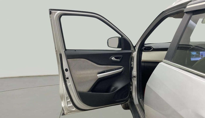 2022 Nissan MAGNITE XL, Petrol, Manual, 29,767 km, LHS Front Door