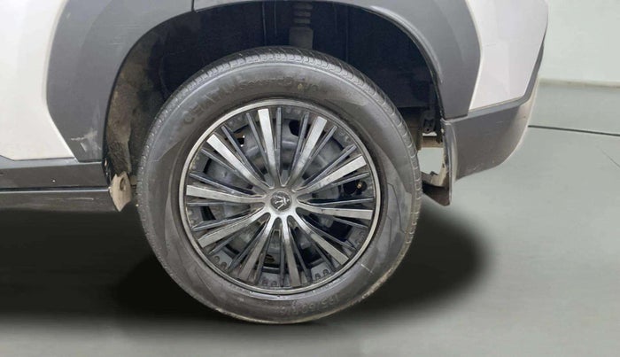 2022 Nissan MAGNITE XL, Petrol, Manual, 29,767 km, Left Rear Wheel