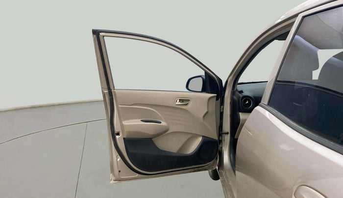 2019 Hyundai NEW SANTRO SPORTZ CNG, CNG, Manual, 67,235 km, LHS Front Door