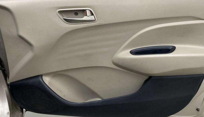 2019 Hyundai NEW SANTRO SPORTZ CNG, CNG, Manual, 67,235 km, Driver Side Door Panels Control