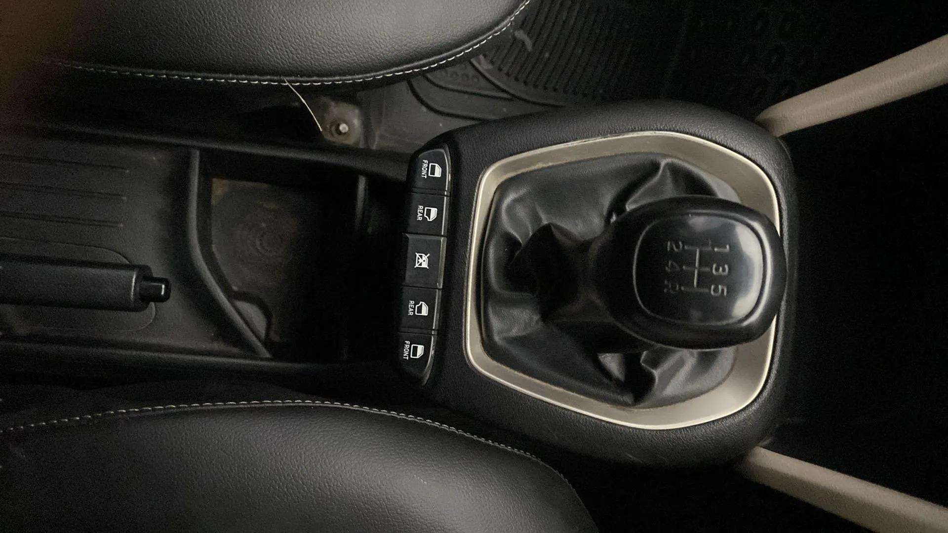 Gear-Lever-30