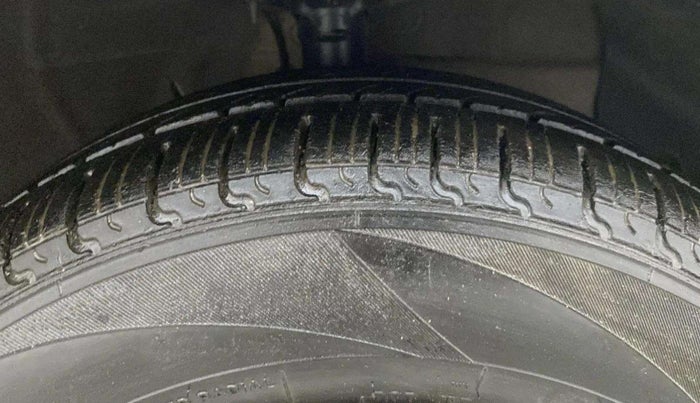 2019 Hyundai NEW SANTRO SPORTZ CNG, CNG, Manual, 67,235 km, Left Rear Tyre Tread