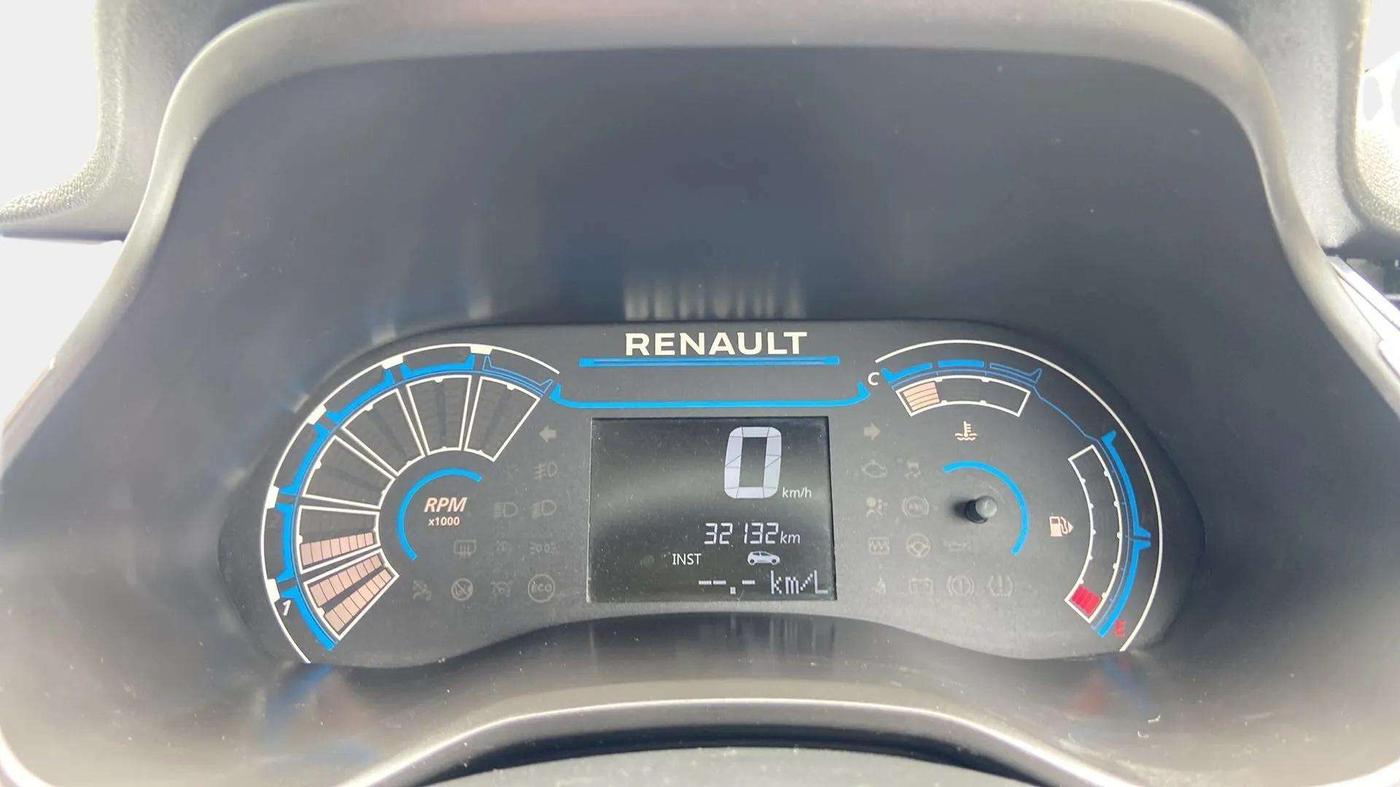 2020 Renault TRIBER RXZ, Petrol, Manual, 32,101 km, Odometer Image