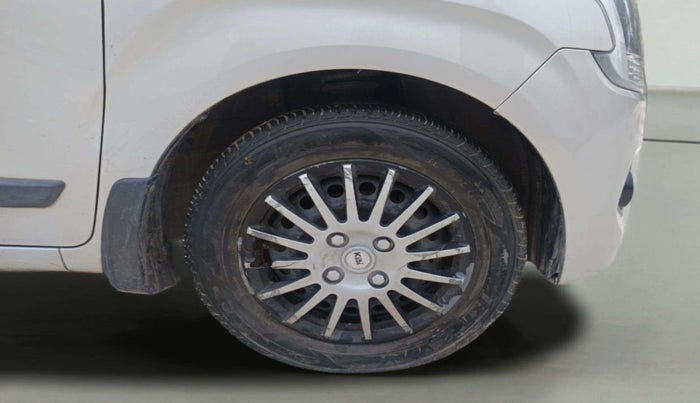 2022 Maruti New Wagon-R VXI 1.0, Petrol, Manual, 35,486 km, Right Front Wheel