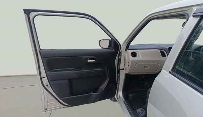 2022 Maruti New Wagon-R VXI 1.0, Petrol, Manual, 35,486 km, LHS Front Door