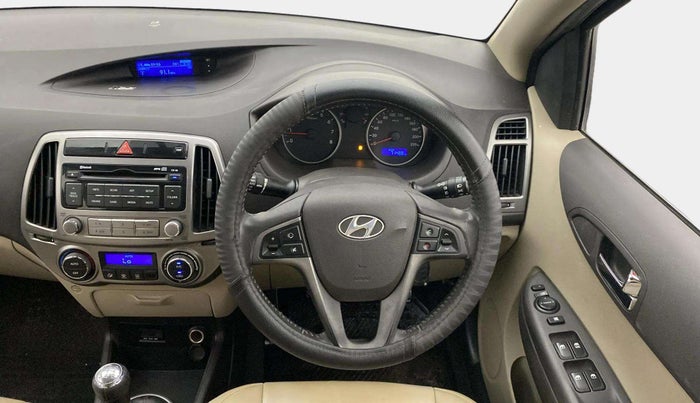 2014 Hyundai i20 SPORTZ 1.2, Petrol, Manual, 71,453 km, Steering Wheel Close Up