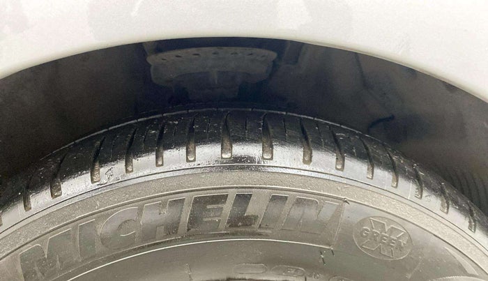 2014 Hyundai i20 SPORTZ 1.2, Petrol, Manual, 71,453 km, Right Front Tyre Tread
