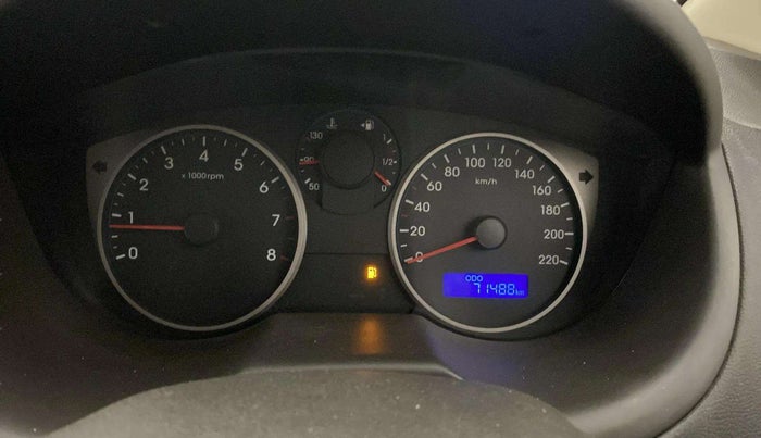 2014 Hyundai i20 SPORTZ 1.2, Petrol, Manual, 71,453 km, Odometer Image