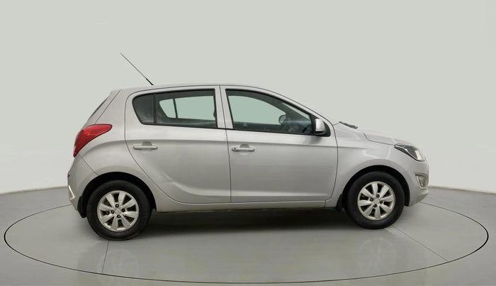 2014 Hyundai i20 SPORTZ 1.2, Petrol, Manual, 71,453 km, Right Side View