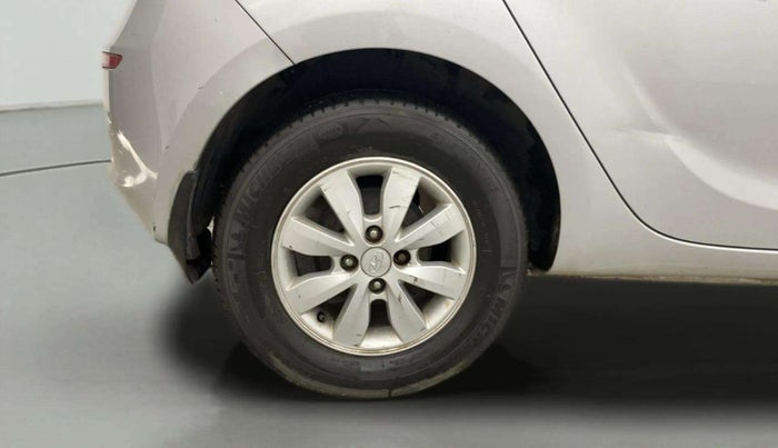 2014 Hyundai i20 SPORTZ 1.2, Petrol, Manual, 71,453 km, Right Rear Wheel