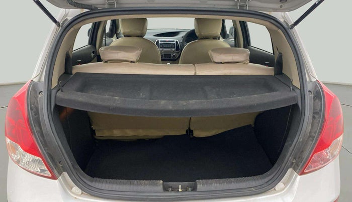 2014 Hyundai i20 SPORTZ 1.2, Petrol, Manual, 71,453 km, Boot Open Zoomed View