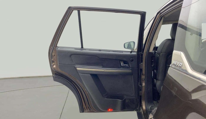 2018 Tata Hexa XT 4X2 7 STR, Diesel, Manual, 1,29,969 km, LHS Rear Door