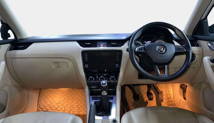 2019 Skoda Octavia STYLE 1.4 TSI, Petrol, Manual, 37,386 km, Dashboard
