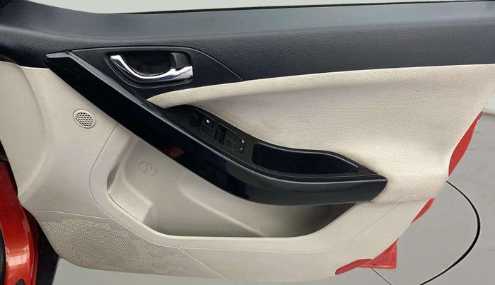 2020 Tata NEXON XZ PLUS (O) DIESEL, Diesel, Manual, 76,418 km, Driver Side Door Panels Control