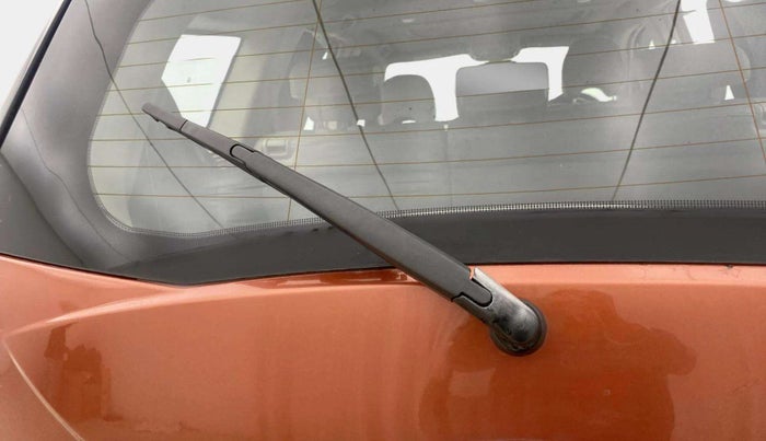 2016 Mahindra XUV500 W10, Diesel, Manual, 1,10,513 km, Rear Wiper