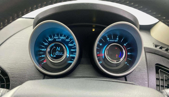 2016 Mahindra XUV500 W10, Diesel, Manual, 1,10,513 km, Odometer Image