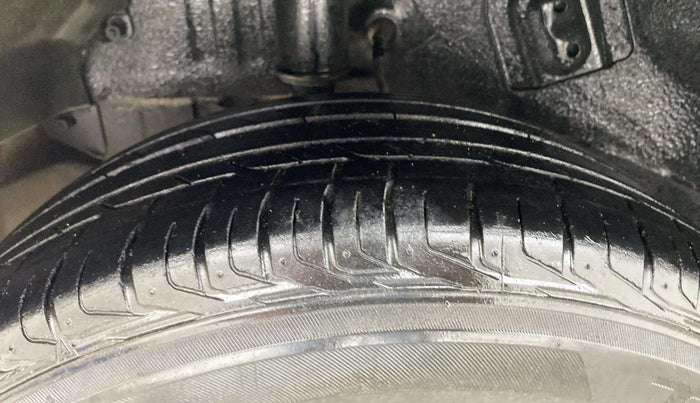2019 Tata NEXON XZA PLUS DIESEL, Diesel, Automatic, 96,272 km, Right Rear Tyre Tread
