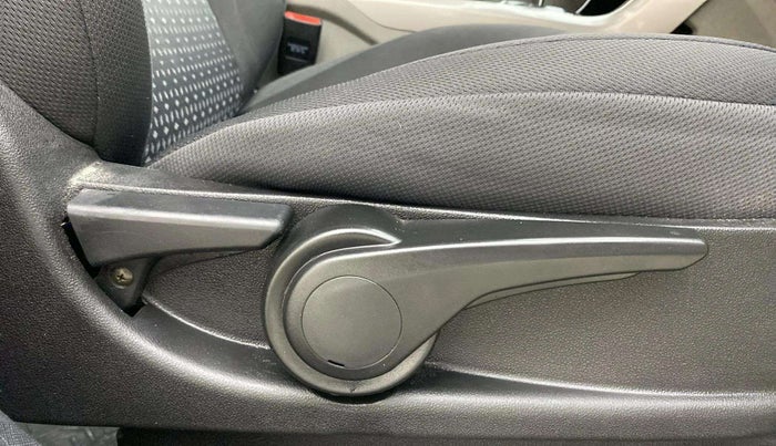 2019 Tata NEXON XZA PLUS DIESEL, Diesel, Automatic, 96,272 km, Driver Side Adjustment Panel