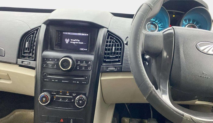 2016 Mahindra XUV500 W4, Diesel, Manual, 1,17,929 km, Air Conditioner