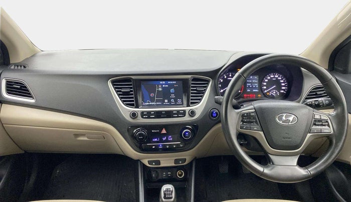 2018 Hyundai Verna 1.6 VTVT SX O, Petrol, Manual, 35,068 km, Dashboard