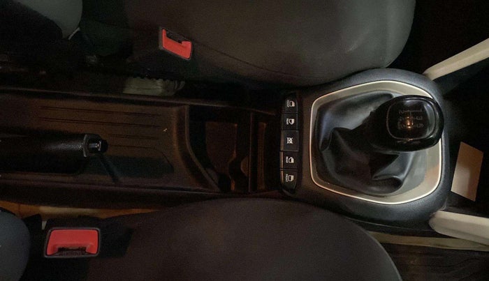 2021 Hyundai NEW SANTRO SPORTZ MT, Petrol, Manual, 55,540 km, Gear Lever