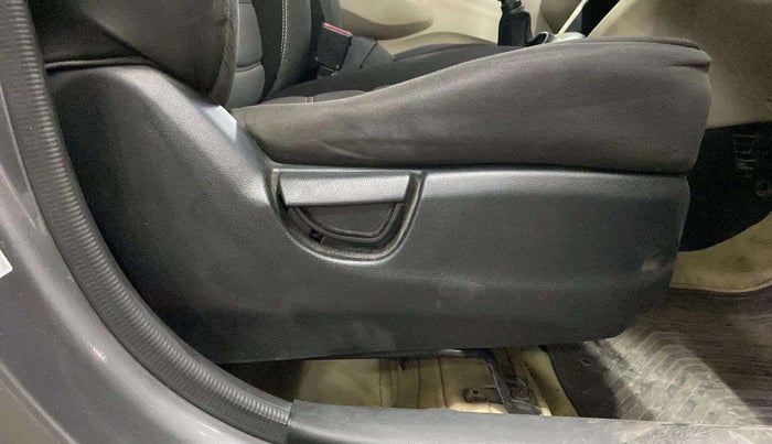2021 Hyundai NEW SANTRO SPORTZ MT, Petrol, Manual, 55,540 km, Driver Side Adjustment Panel