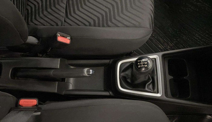 2020 Maruti Swift VXI, Petrol, Manual, 43,468 km, Gear Lever