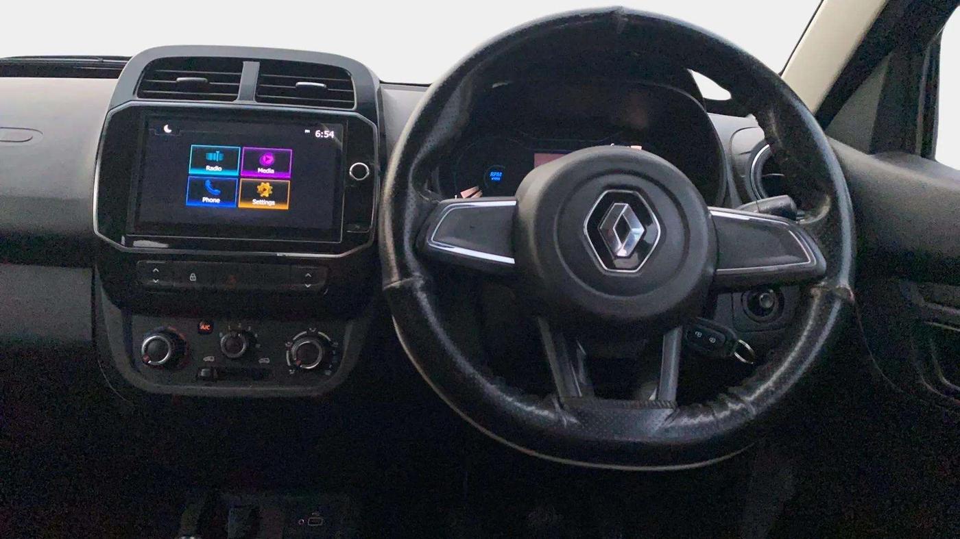 2022 Renault Kwid RXT 1.0, Petrol, Manual, 35,862 km, Steering Wheel Close Up