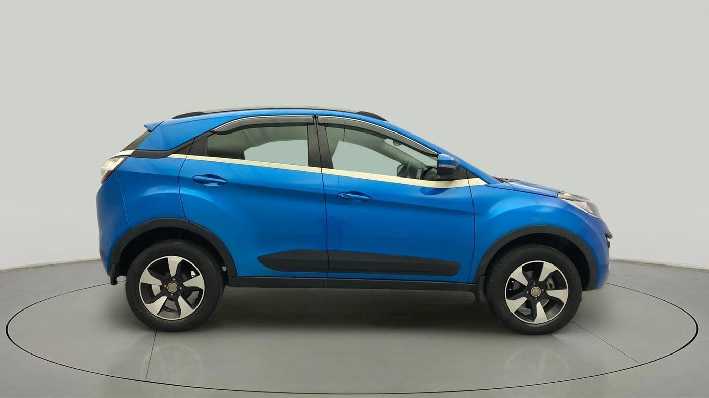 2019 Tata NEXON XZ PLUS PETROL, Petrol, Manual, 72,542 km, Right Side View