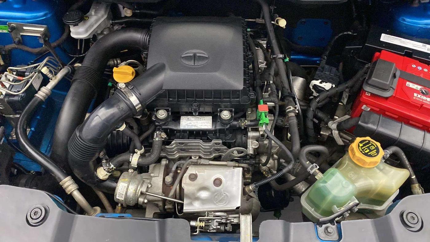 2019 Tata NEXON XZ PLUS PETROL, Petrol, Manual, 72,542 km, Open Bonet