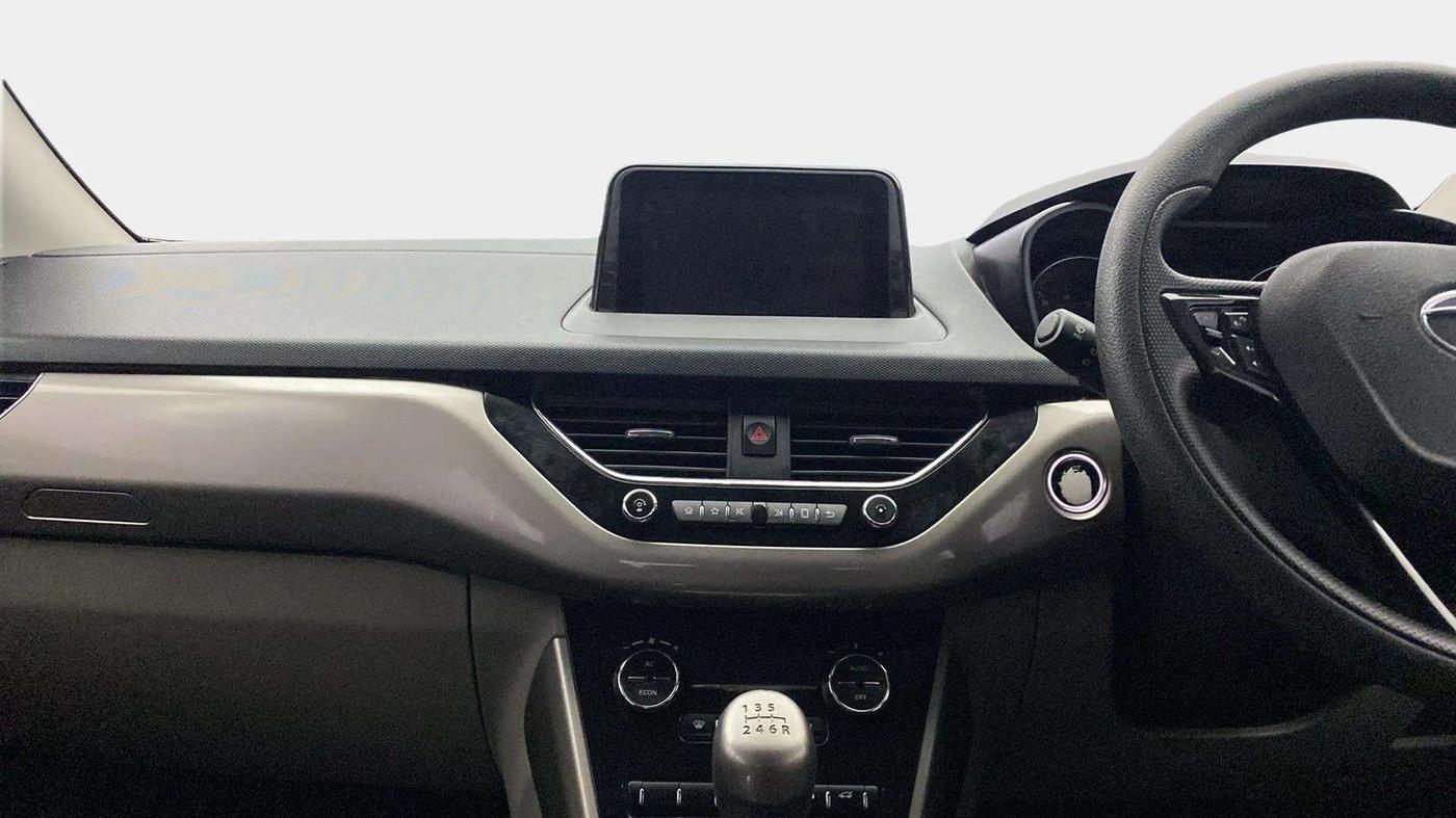 2019 Tata NEXON XZ PLUS PETROL, Petrol, Manual, 72,542 km, Air Conditioner
