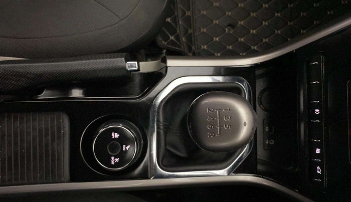 2019 Tata NEXON XZ PLUS PETROL, Petrol, Manual, 72,491 km, Gear Lever