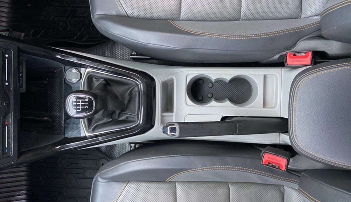 2021 Skoda KUSHAQ STYLE 1.5L TSI MT, Petrol, Manual, 65,849 km, Gear Lever