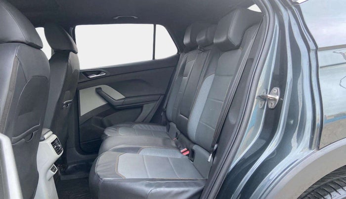 2021 Skoda KUSHAQ STYLE 1.5L TSI MT, Petrol, Manual, 65,849 km, Right Side Rear Door Cabin