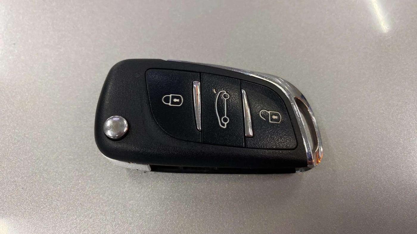 2019 Maruti IGNIS SIGMA 1.2, Petrol, Manual, 91,008 km, Key Close Up
