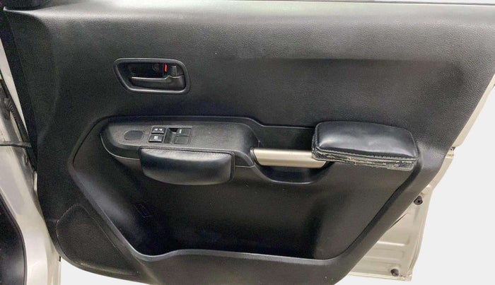 2019 Maruti IGNIS SIGMA 1.2, Petrol, Manual, 91,008 km, Driver Side Door Panels Control