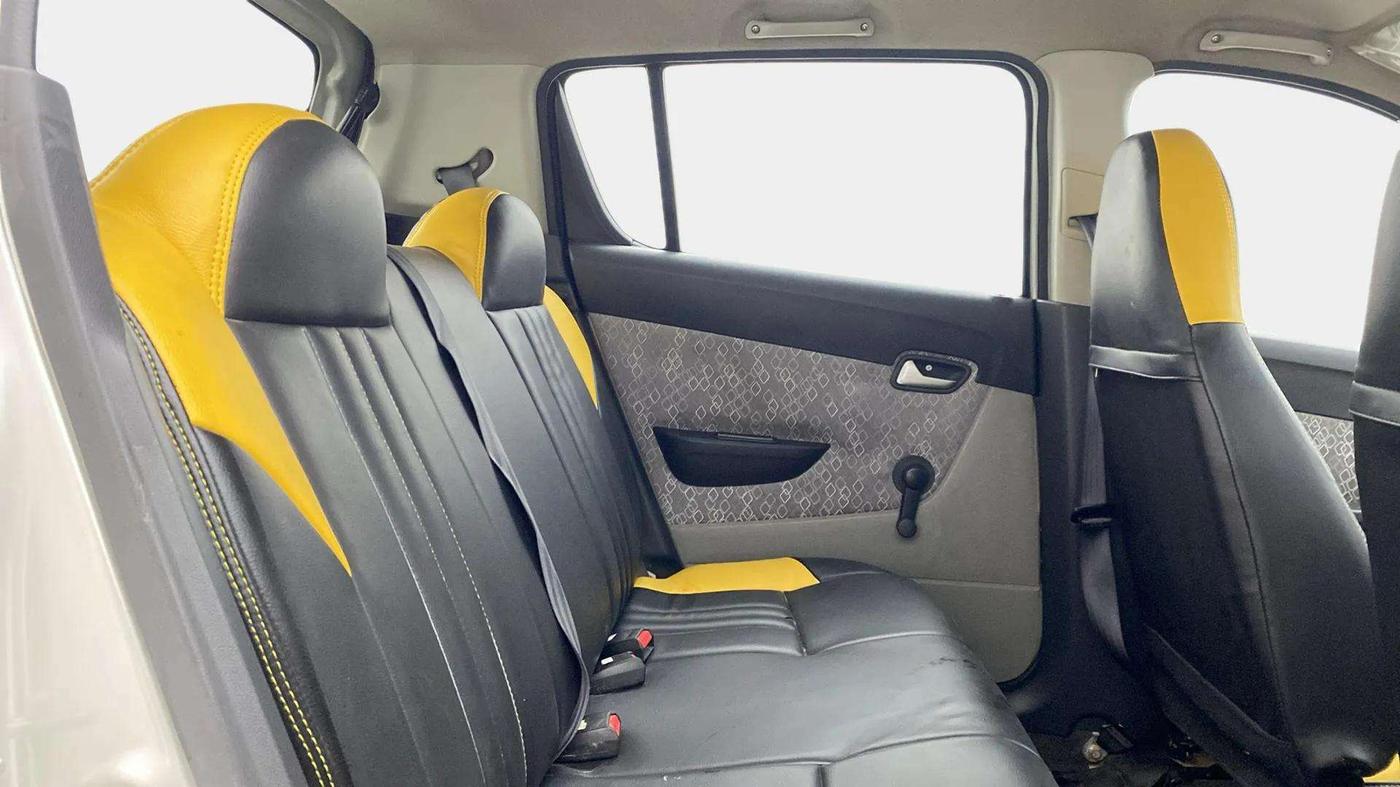 2016 Maruti Alto 800 VXI, Petrol, Manual, 27,220 km, Right Side Rear Door Cabin
