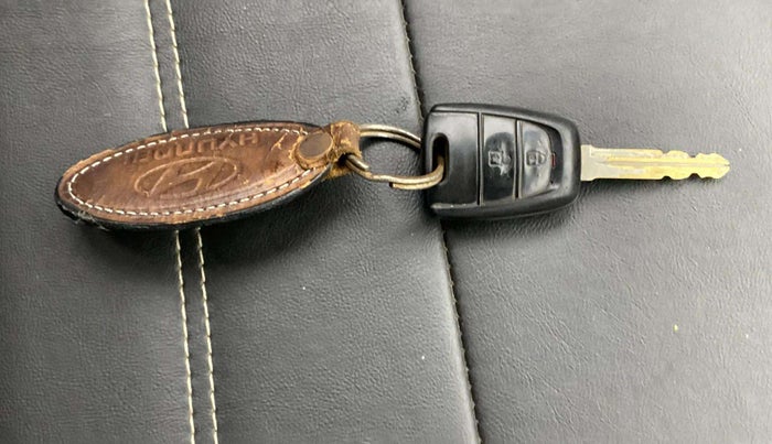 2019 Hyundai NEW SANTRO ASTA MT, Petrol, Manual, 35,085 km, Key Close Up