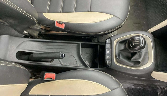2019 Hyundai NEW SANTRO ASTA MT, Petrol, Manual, 35,085 km, Gear Lever