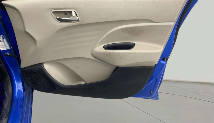 2019 Hyundai NEW SANTRO ASTA MT, Petrol, Manual, 35,085 km, Driver Side Door Panels Control