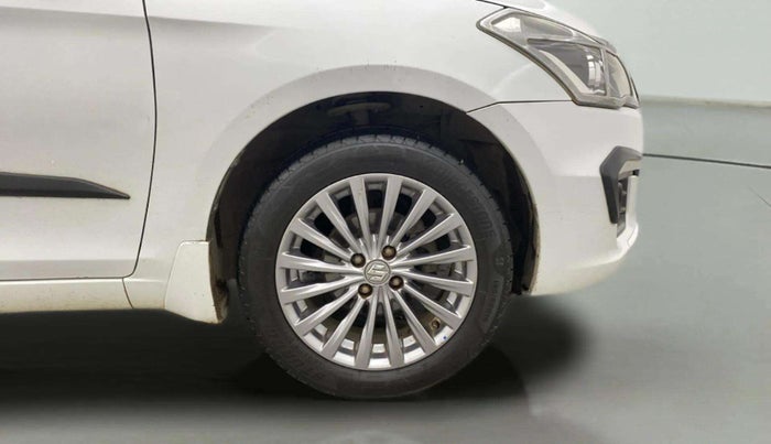 2017 Maruti Ciaz ALPHA 1.4 PETROL, Petrol, Manual, 1,29,079 km, Right Front Wheel