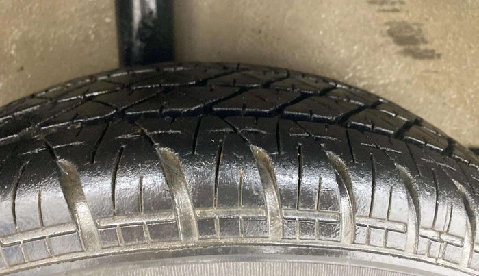 2016 Maruti Ritz VXI ABS AMT, Petrol, Automatic, 22,139 km, Right Rear Tyre Tread