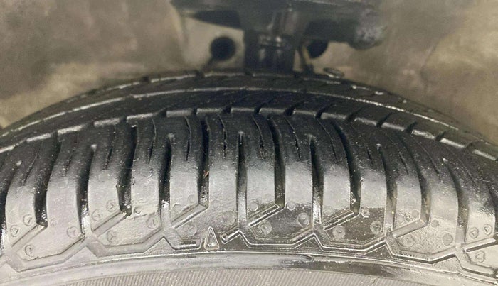 2016 Maruti Ritz VXI ABS AMT, Petrol, Automatic, 22,139 km, Left Front Tyre Tread